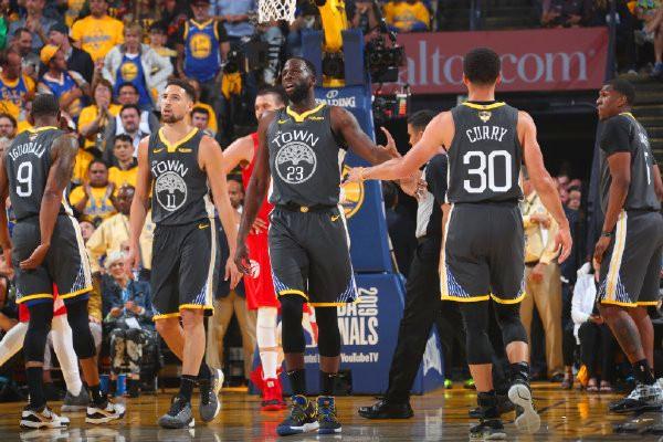 时代背景 时代背景