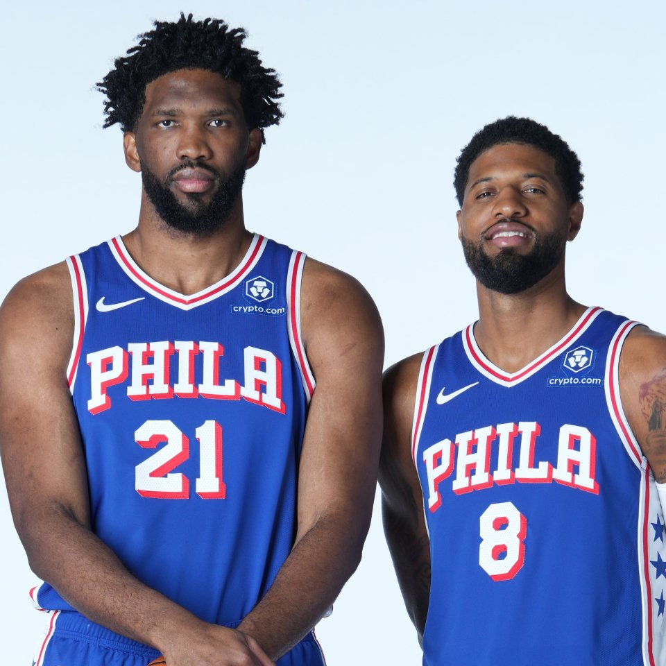 接背身球时 接背身球时