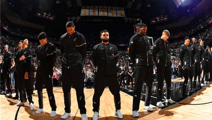 年龄层并稳 年龄层并稳